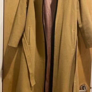 Chic Tan Women's Trench Coat